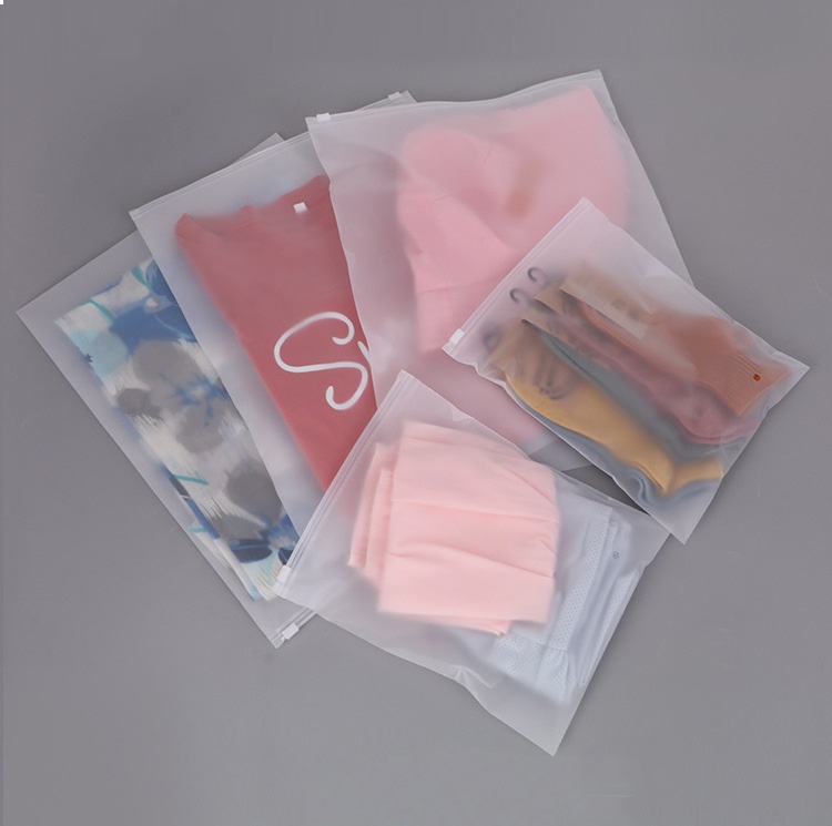 100pcs Storage Saving Space Clothes Bags Frosted Plastic Zip-lock