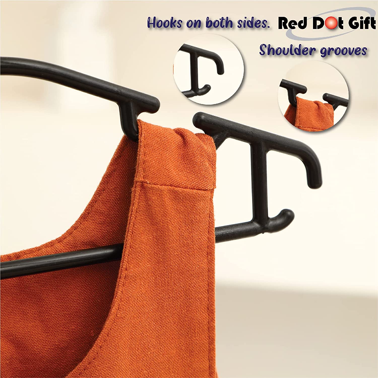 Plastic Clothes Hangers 8pk - Red Dot